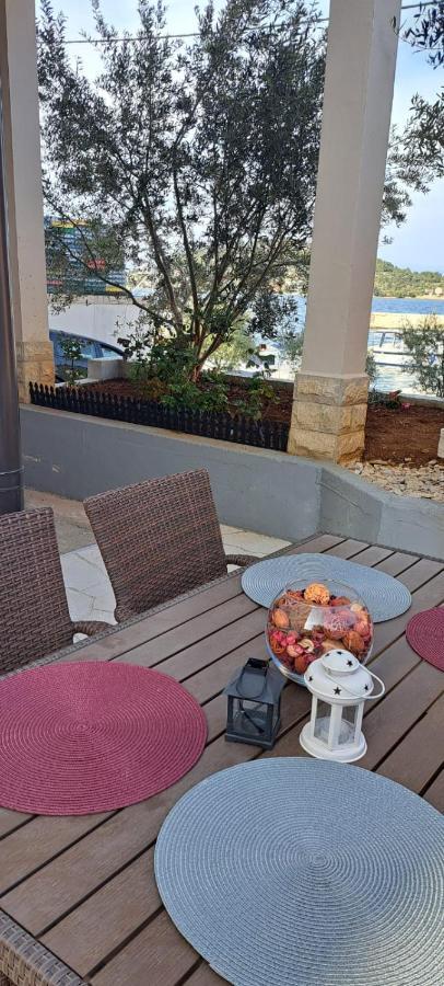 Apartman Nina Kali Extérieur photo